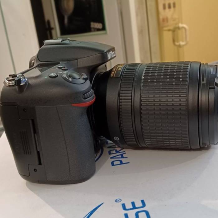 دوربین دست دوم نیکون Nikon D7100 Kit 18-140mm f/3.5-5.6 G VR (3372 شات)