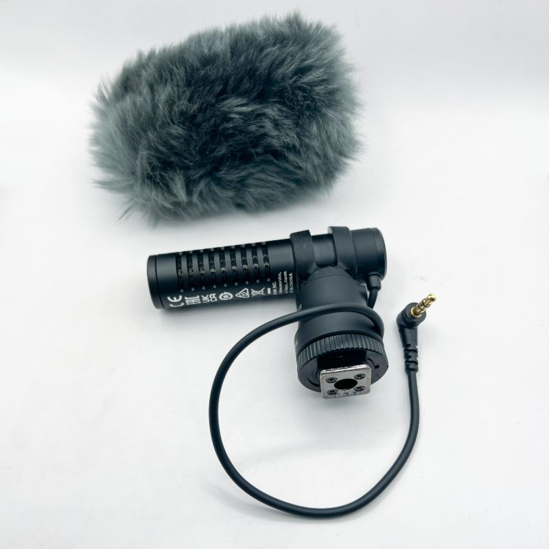 میکروفون روی دوربین کانن Canon DM-E100 (دست دوم)