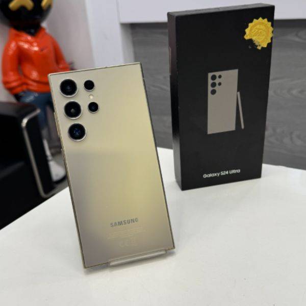 گوشی موبایل دست دوم سامسونگ Galaxy S24 Ultra 256gb ram12