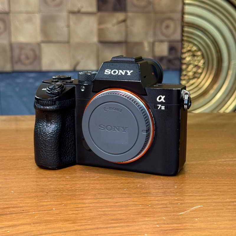 دوربین دست دوم بدون آینه سونی Sony a7 III Mirrorless Camera Body (155000 شات)