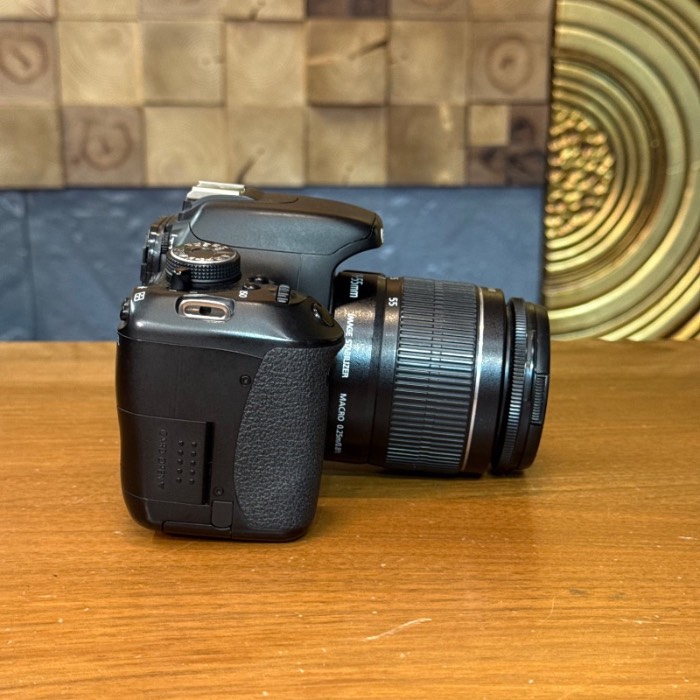 دوربین عکاسی کانن دست دوم Canon EOS 600D Kit 18-55mm f/3.5-5.6 III