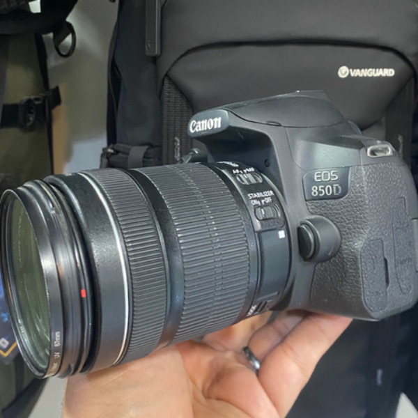 دوربین دست دوم عکاسی کانن Canon EOS 850D kit EF-S 18-135mm f/3.5-5.6 IS STM
