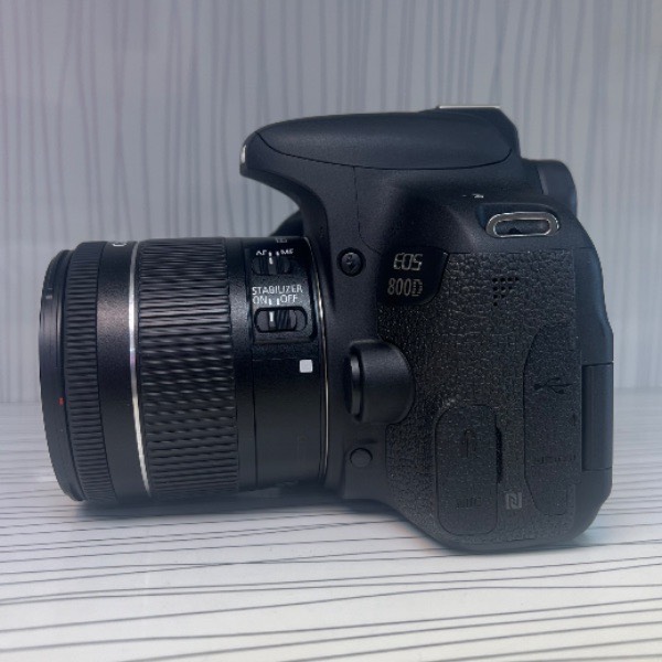 دوربین دست دوم عکاسی کانن Canon EOS 800D Kit 18-55mm f/4-5.6 IS STM (2000 شات)