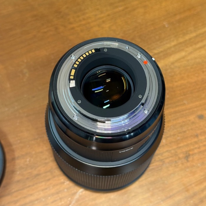 لنز دست دوم سیگما Sigma 85mm f/1.4 DG HSM Art for Canon (جعبه دارد)