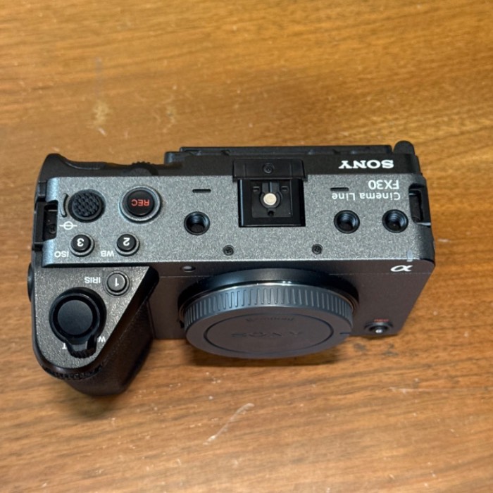 دوربین دست دوم سینمایی سونی Sony FX30 Digital Cinema Camera