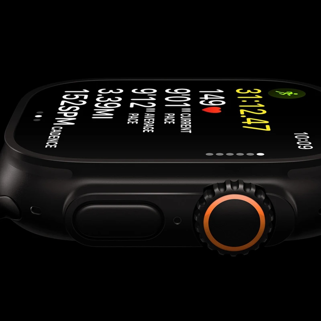 عکس در حال استفاده از ساعت هوشمند اپل Iphone Apple Watch Series Ultra 3