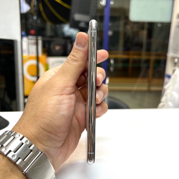 گوشی موبایل آیفون دست دوم apple iphonex 256 silver used