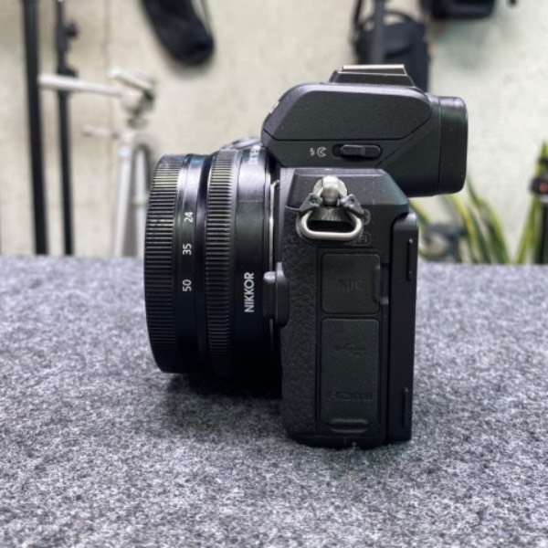 دوربین دست دوم عکاسی نیکون Nikon Z50 Mirrorless Digital Camera kit 16-50mm (13/000 شات)