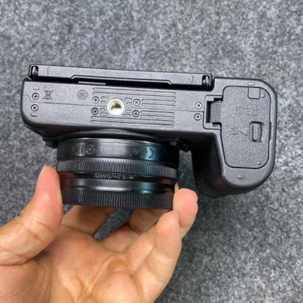 دوربین دست دوم عکاسی نیکون Nikon Z50 Mirrorless Digital Camera kit 16-50mm (13/000 شات)
