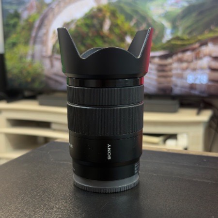 لنز دست دوم سونی Sony E 18-135mm f/3.5-5.6 OSS (جعبه ندارد)