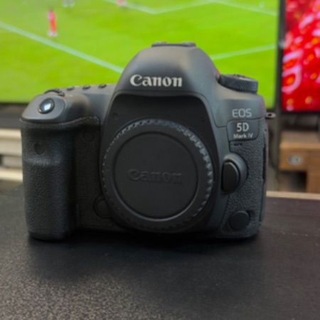 دوربین دست دوم عکاسی کانن Canon EOS 5D Mark IV Body (33/000 شات)