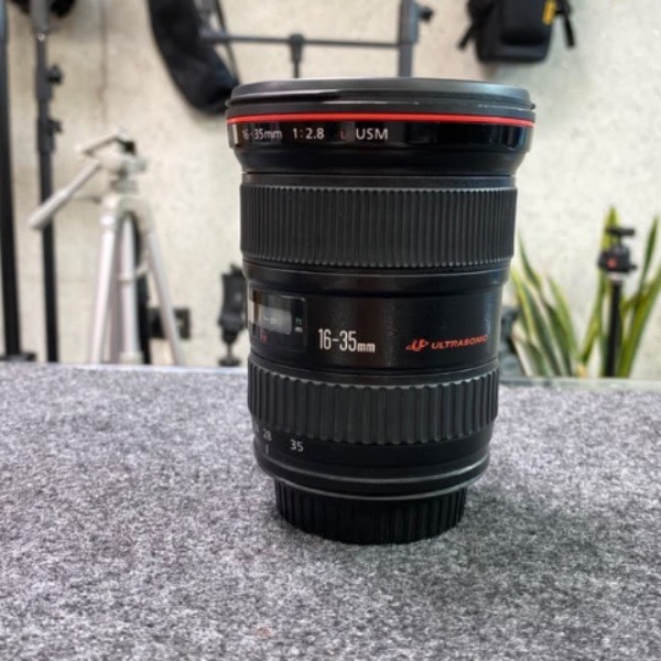 لنز دست دوم کانن Canon EF 16-35mm f/4L IS USM (جعبه ندارد)