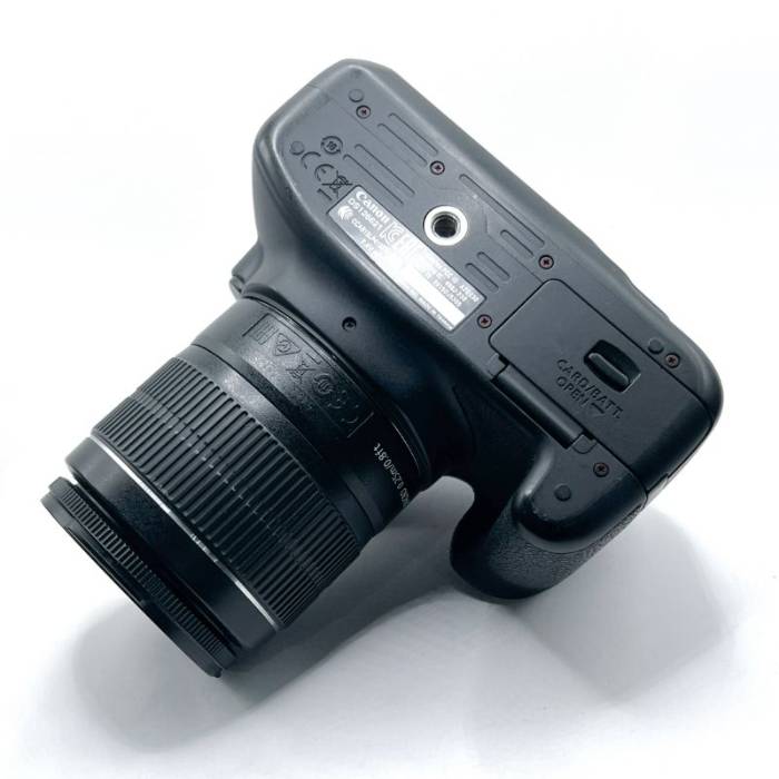 دوربین دست دوم عکاسی کانن Canon EOS 1300D Kit 18-55mm f/3.5-5.6 III (17000 شات)