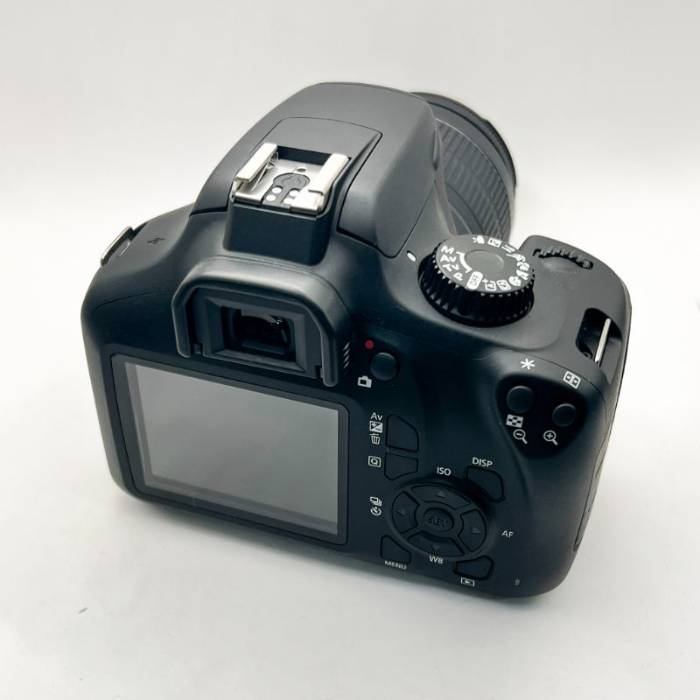 دوربین دست دوم عکاسی کانن Canon EOS 4000D Kit EF-S 18-55mm III (10 شات)