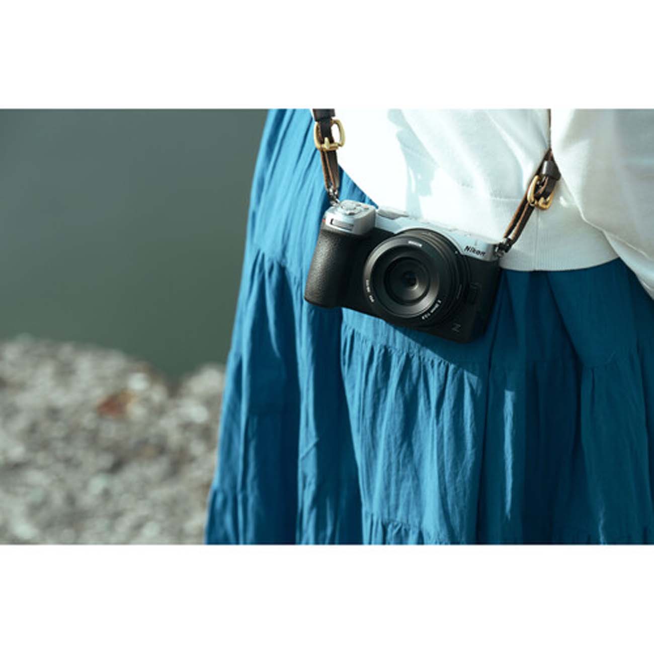 نمای کاربردی دوربین بدون آینه فول فریم نیکون Nikon Z5 IIC Mirrorless Camera with 24-50mm f/4-6.3 Len