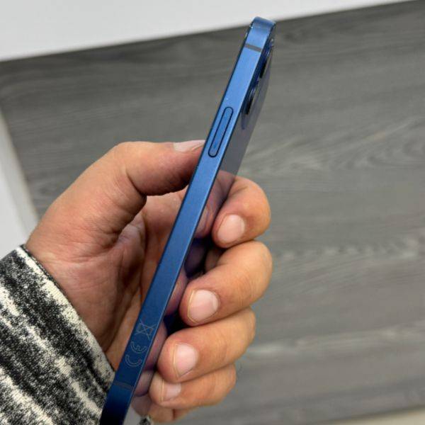 گوشی موبایل دست دوم اپل مدل iPhone 12 normal