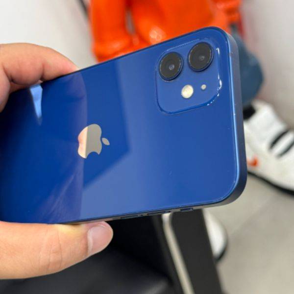 گوشی موبایل دست دوم اپل مدل iPhone 12 normal