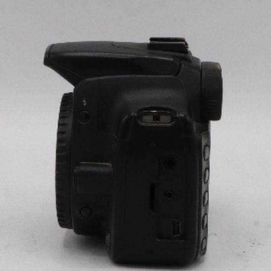 دوربین کانن دست دوم CANON 300d BODY (25500 شات)
