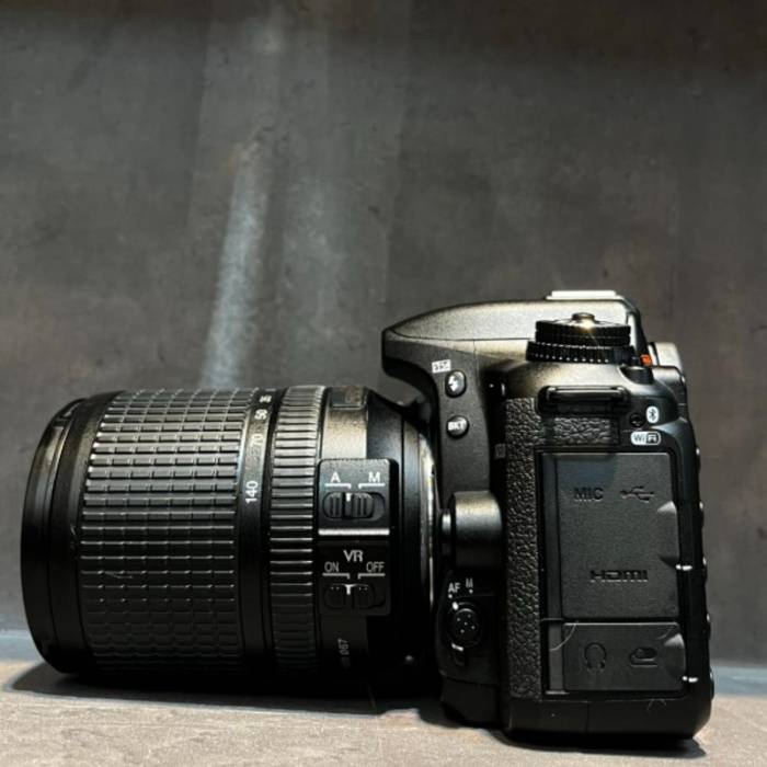 دوربین نیکون دست دوم Nikon D7500 Kit 18-140mm f/3.5-5.6 G VR (17000 شات)