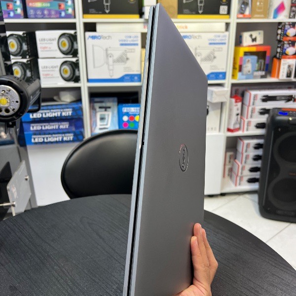 لپ تاپ دست دوم دل Latitude 5520-i5 1145G7-16GB DDR4-512GB SSD-W