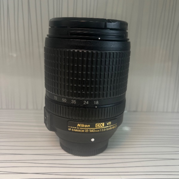 لنز نیکون دست دوم Nikon AF-S DX NIKKOR 18-140mm (جعبه دارد)