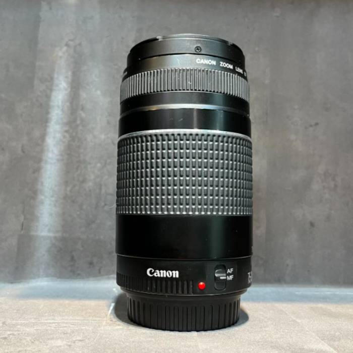 لنز کانن دست دوم Canon EF 75-300mm f/4-5.6 III(جعبه ندارد)