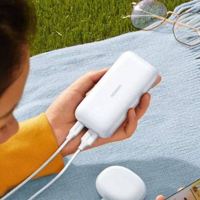 پاور بانک دو پورت Ugreen 30W dual-port with 10000mAh capacity PB501 power bank