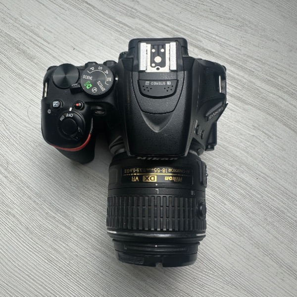 دوربین نیکون دست دوم Nikon D5600 Kit 18-55mm f/3.5-5.6G VR (26000 شات)