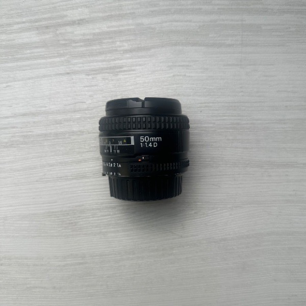 لنز نیکون دست دوم Nikon AF NIKKOR 50mm F/1.4D (جعبه دارد)