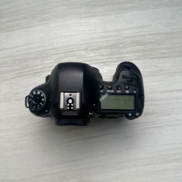 دوربین کانن دست دوم Canon EOS 6D DSLR Camera Body (42000 شات)