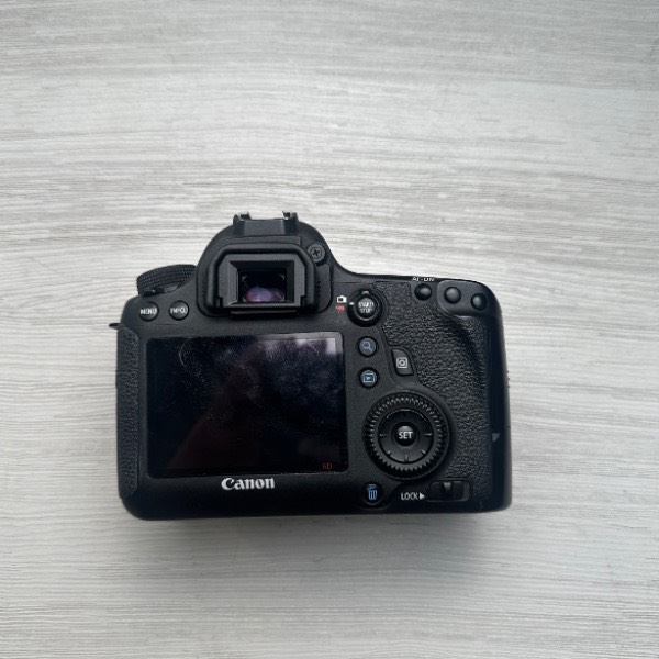 دوربین کانن دست دوم Canon EOS 6D DSLR Camera Body (42000 شات)
