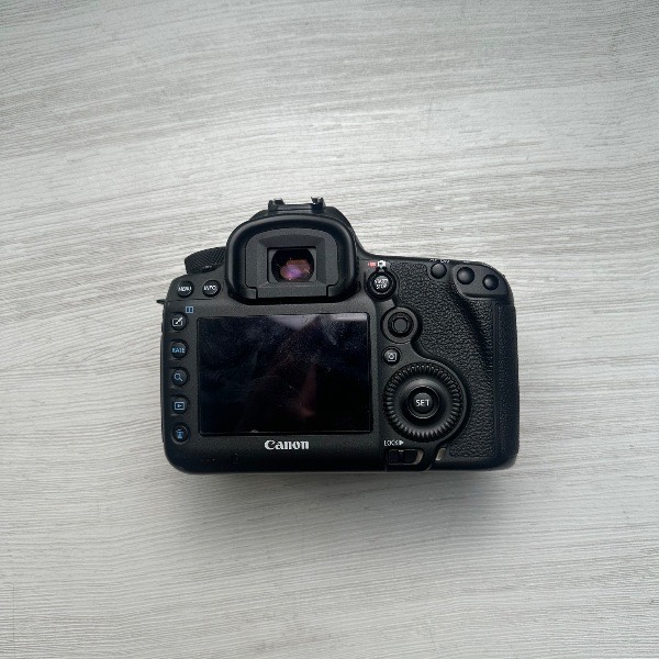 دوربین دست دوم کانن Canon EOS 5DS Body (35000 شات)
