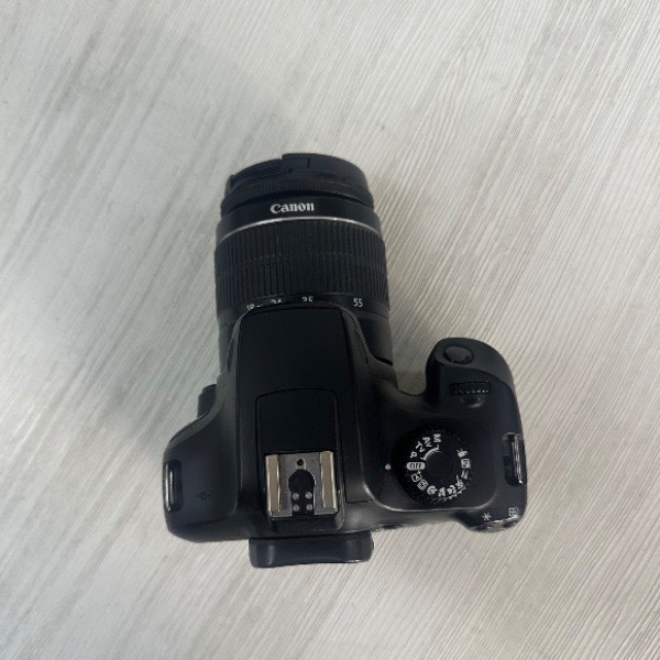 دوربین دست دوم Canon EOS 4000D Kit EF-S 18-55mm III (31000 شات)