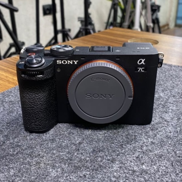 دوربین سونی دست دوم Sony A7cii body black (40000 شات)