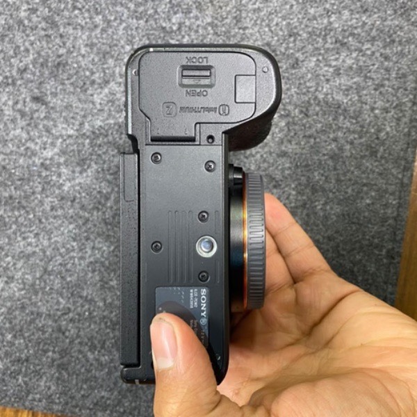 دوربین سونی دست دوم Sony A7cii body black (40000 شات)