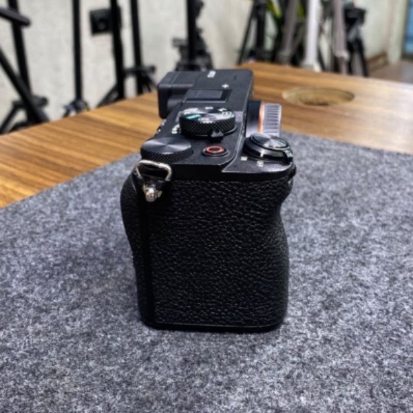 دوربین سونی دست دوم Sony A7cii body black (40000 شات)