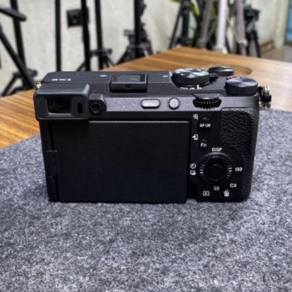 دوربین سونی دست دوم Sony A7cii body black (40000 شات)