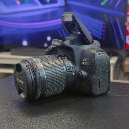 دوربین کانن دست دوم Canon EOS 850D kit EF-S 18-55mm f/4-5.6 IS STM (8/000 شات)