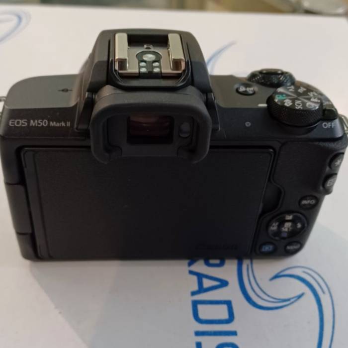 دوربین بدون آینه دست دوم کانن Canon EOS M50 Mark II kit 15-45mm f/3.5-6.3 IS STM (حدود ۲۰۰۰ شات)