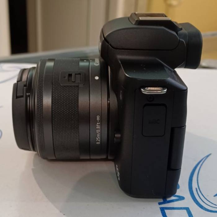 دوربین بدون آینه دست دوم کانن Canon EOS M50 Mark II kit 15-45mm f/3.5-6.3 IS STM (حدود ۲۰۰۰ شات)