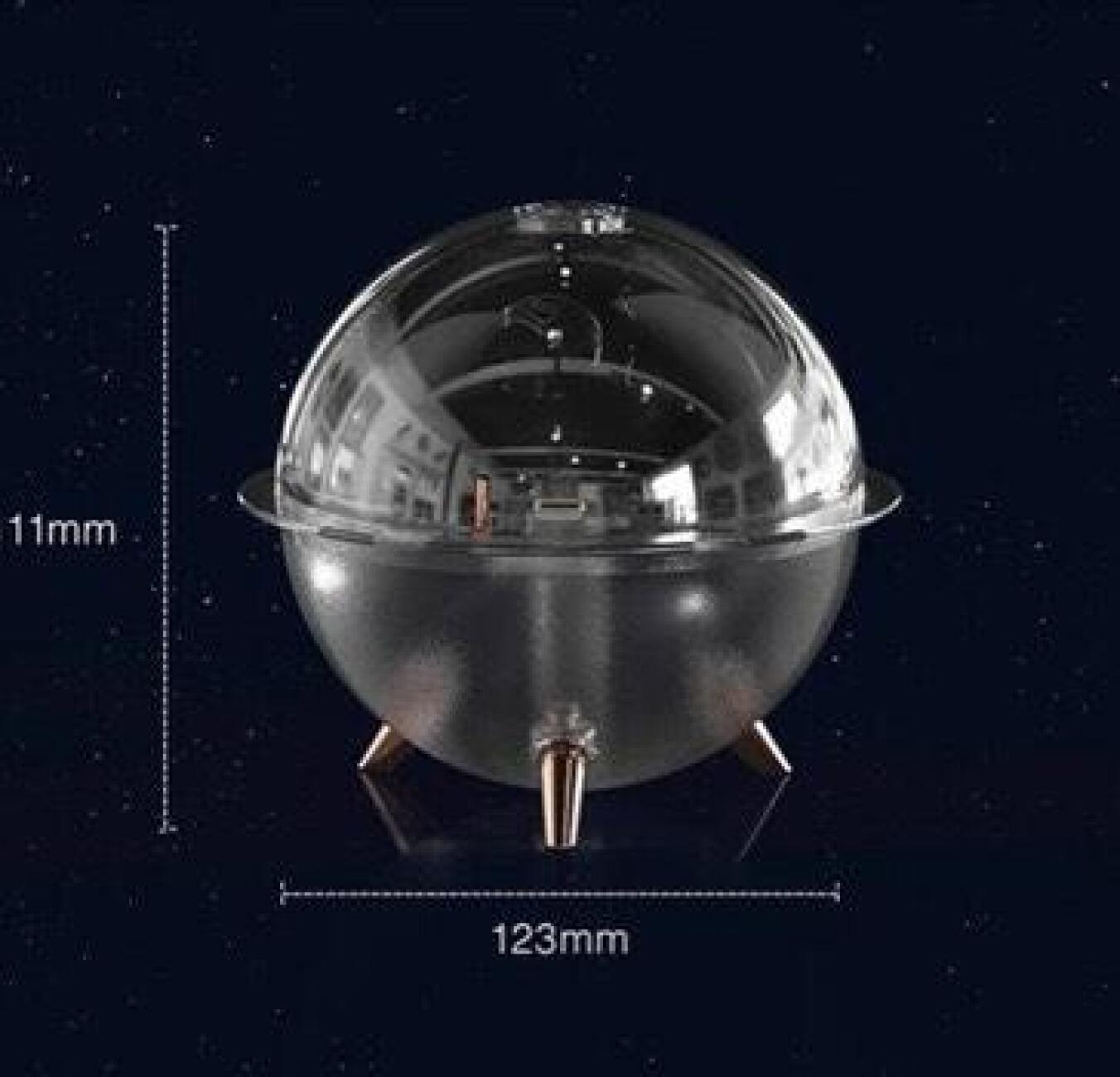 Air humidifier with cool mist and light