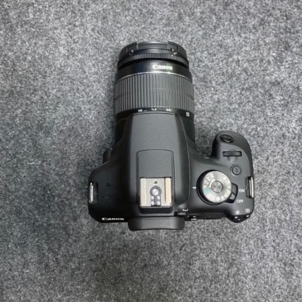 دوربین دست دوم Canon EOS 2000D kit EF-S 18-55mm III (4/000 شات)
