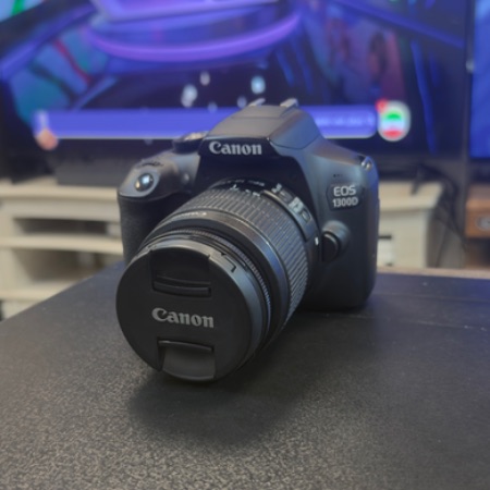 دوربین کانن دست دوم canon Eos 1300d kit 18 55 iii (5/000 شات)