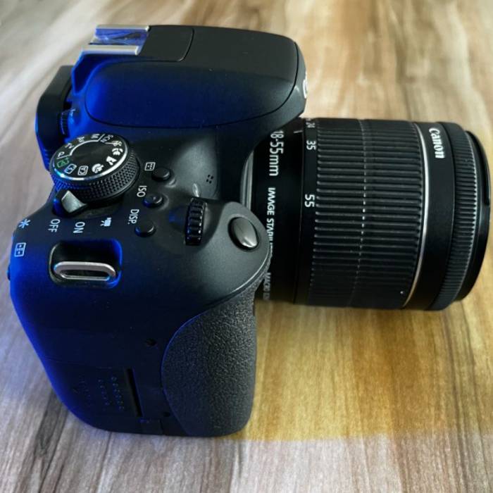 دوربین دست دوم کانن canon 750D EF-S 18-55 IS STM (3000 شات)