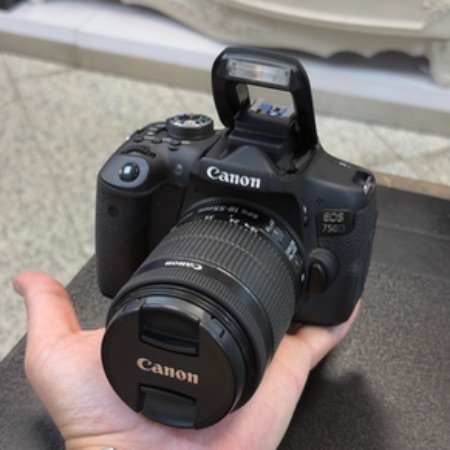 دوربین دست دوم کانن canon 750d kit 18 55 stm (12/000 شات)