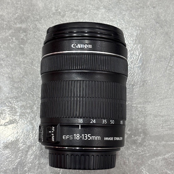 لنز دست دوم کانن Canon EF-S 18-135mm f/3.5-5.6 IS STM (جعبه ندارد)