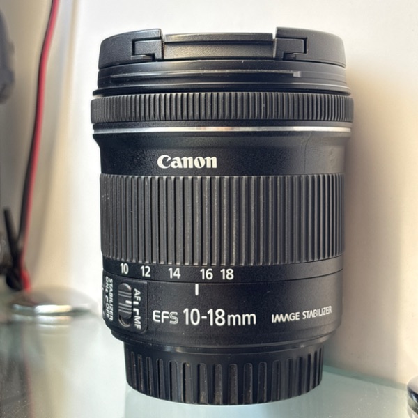 لنز دست دوم کانن Canon EF-S 10-18mm f/4.5-5.6 IS STM (جعبه ندارد)