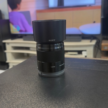 لنز دست دوم سونی Sony E 50mm f/1.8 OSS Lens Black (جعبه دارد)