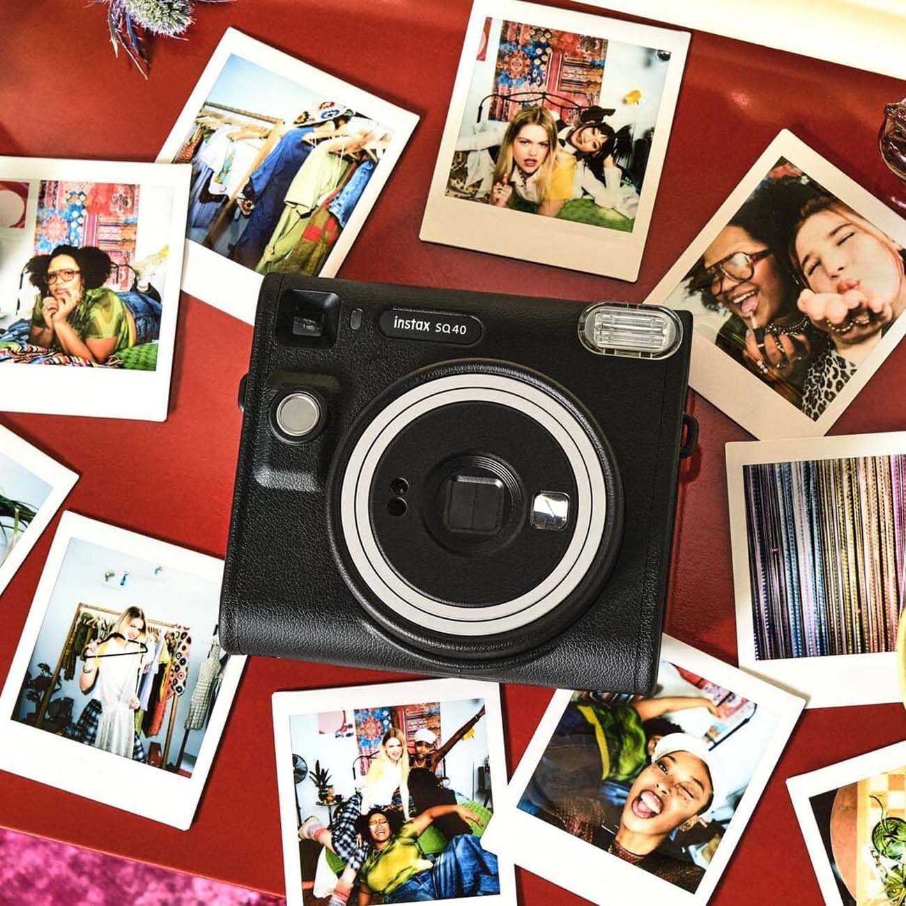 نمای کاربردی از دوربین چاپ سریع فوجی Fujifilm Instax Square SQ40 Instant Camera