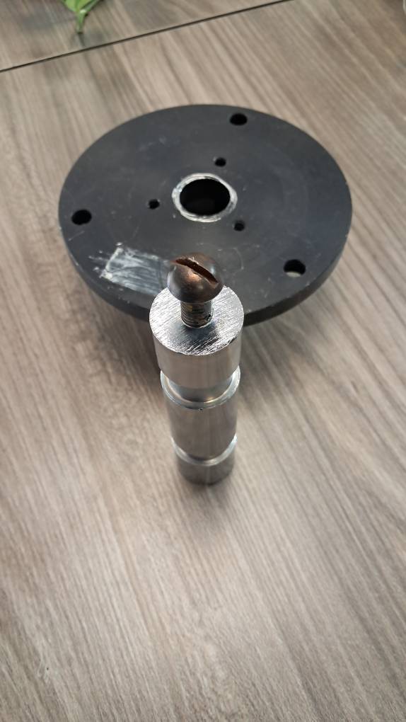 تبدیل دست دوم اتصال نری 28 میلیمتری  به اتصال یورو (Elemack) کوپو KUPO KS-664M